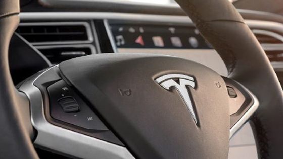 Tesla Model X 2019 Interior 003