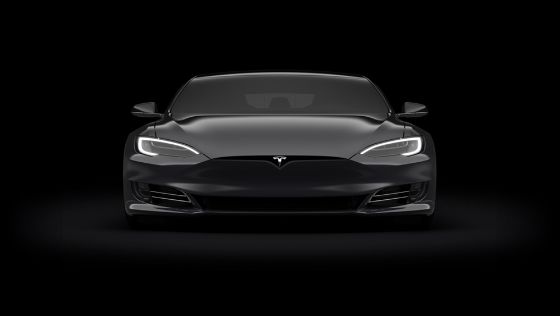 Tesla Model S 2019 Eksterior 003