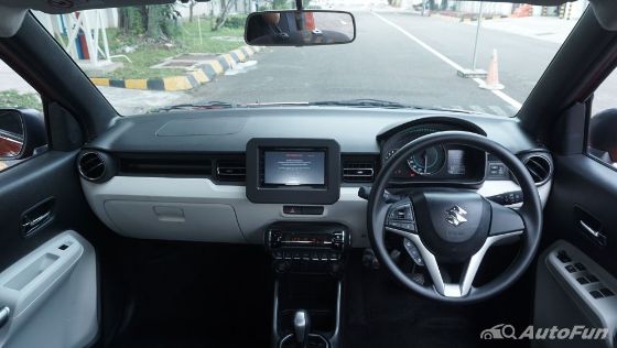 Suzuki Ignis GX AGS Interior 001