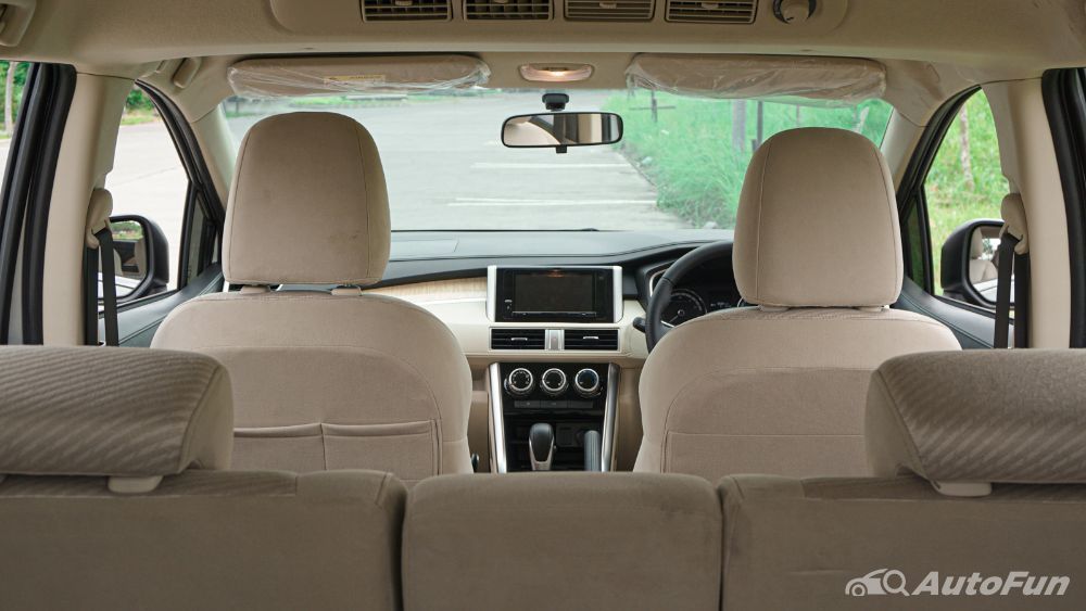 Mitsubishi Xpander Ultimate A/T Interior 005