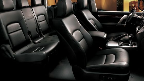 Toyota Land Cruiser 2019 Interior 007