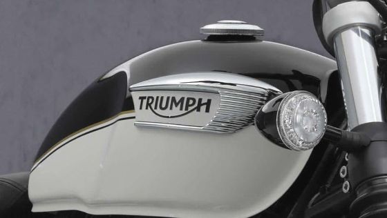 Triumph Bonneville Speedmaster Public Eksterior 003