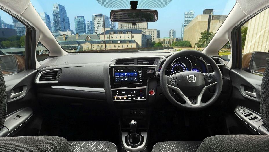 Honda WRV 2019 Interior 001