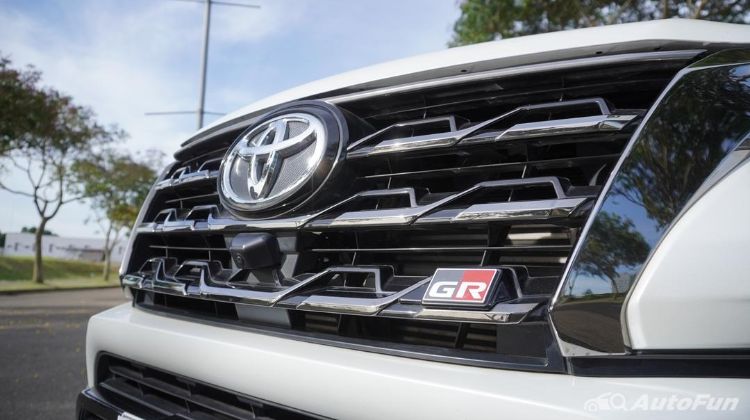 Review Toyota Fortuner 2.8 4x4 GR Sport: Fitur Keselamatan Tanpa ADAS, Segini Konsumsi BBM-nya