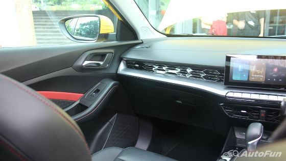 MG 5 GT 2022 Interior 006