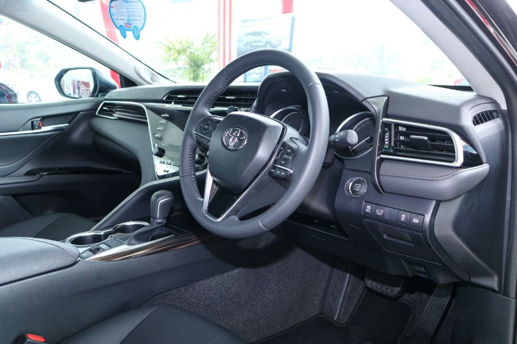 Toyota Camry 2019 Interior 002