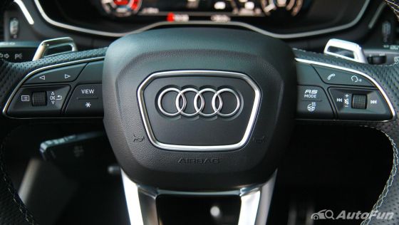 2021 Audi RS 4 Avant Interior 006