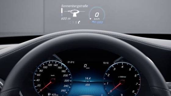 Mercedes-Benz C-Class 2019 Interior 002