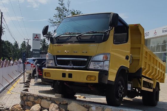 Penuhi Kebutuhan Truk Angkut Nikel Terbesar di Dunia, Mitsubishi Fuso Bikin Dealer di Morowali