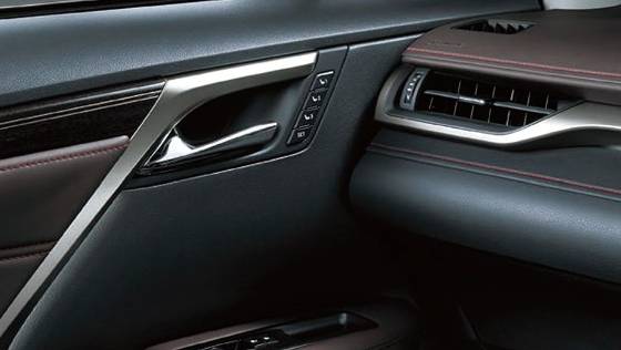Lexus RX 2019 Interior 003
