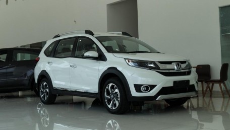 Honda BRV E CVT Daftar Harga, Gambar, Spesifikasi, Promo, FAQ, Review & Berita di Indonesia | Autofun