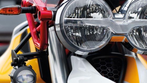 Moto Guzzi V85TT 2021 Eksterior 012