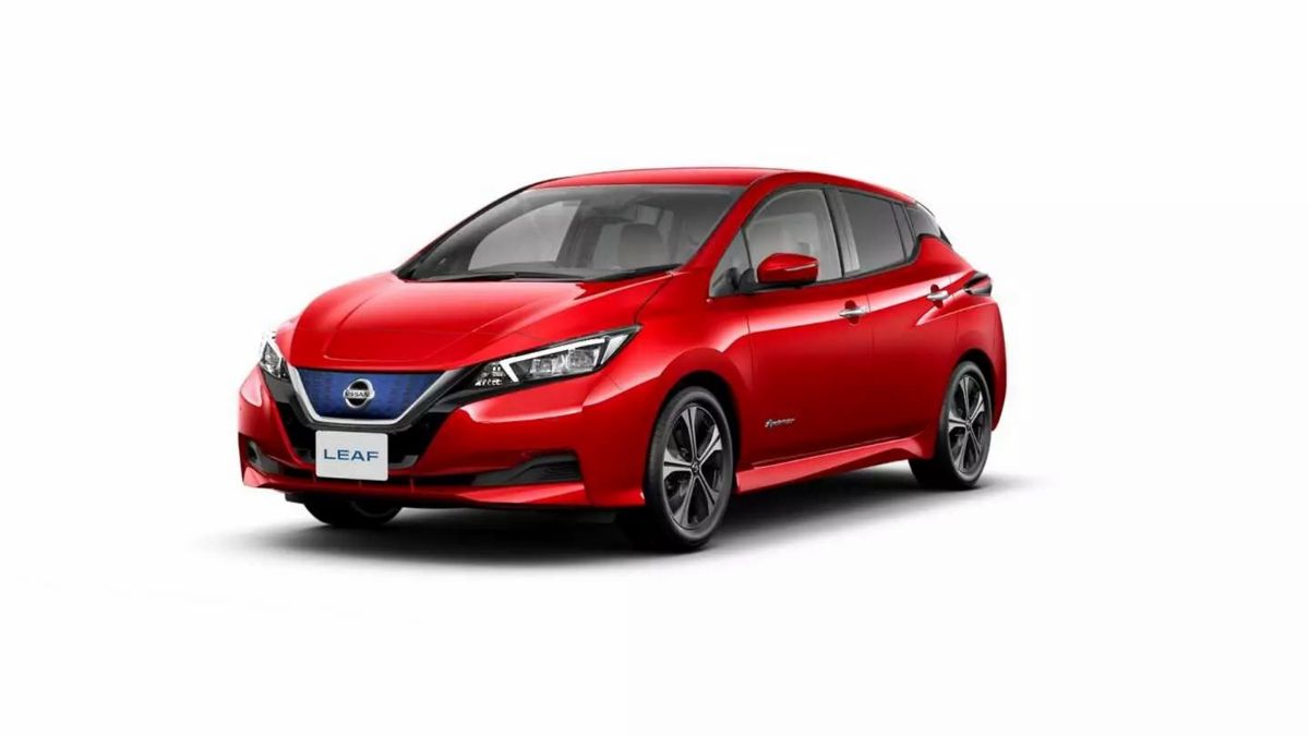 Nissan Leaf Radiant Red