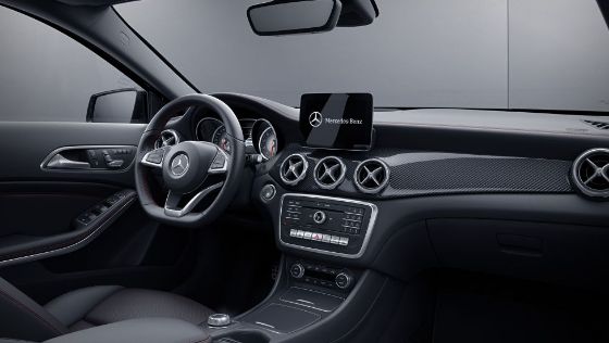 Mercedes-Benz GLA-Class 2019 Interior 008