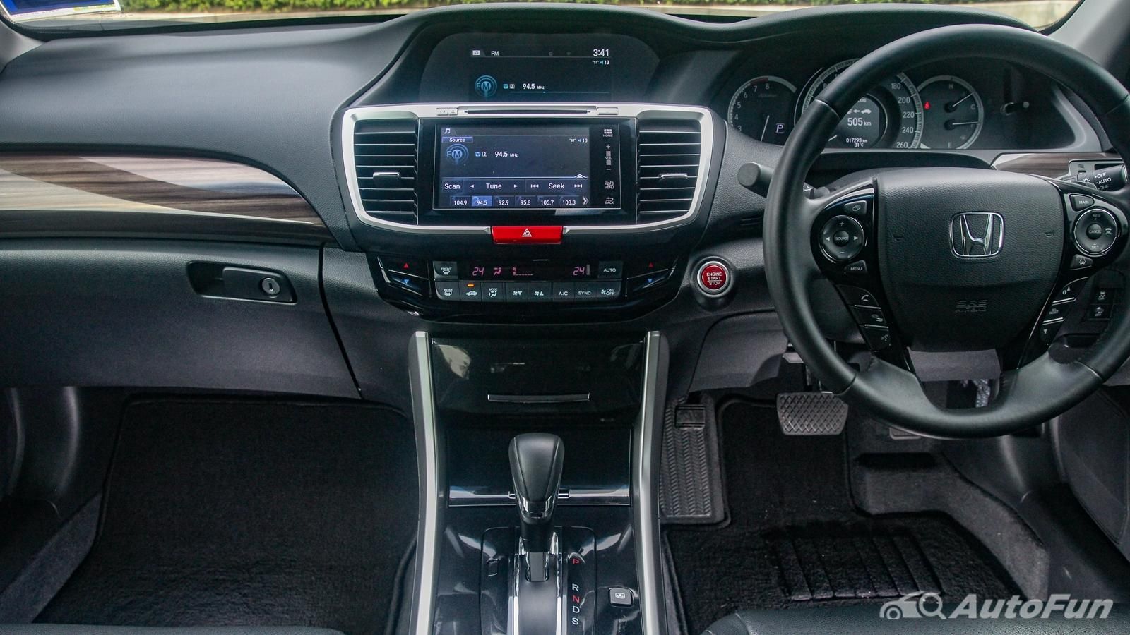 Honda Accord 2019 Interior 003