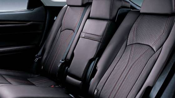 Lexus RX 2019 Interior 008