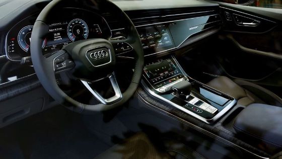 Audi Q8 2019 Interior 002