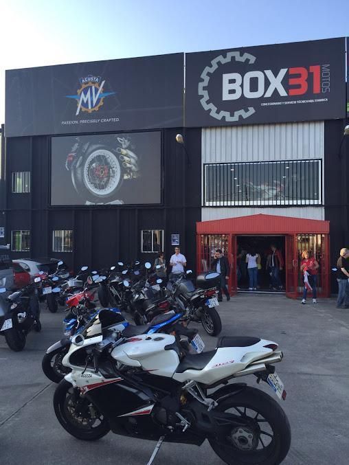 Box 31 motorcycles-01