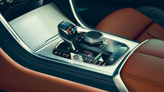 BMW 8 Series Coupe 2019 Interior 008
