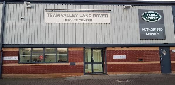 Team Valley Landrover Service Centre-01