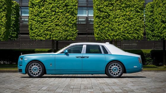 Rolls Royce Phantom 2019 Eksterior 009