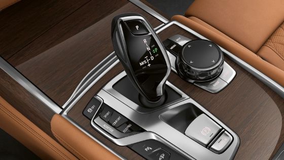 BMW 7 Series Sedan 2019 Interior 008