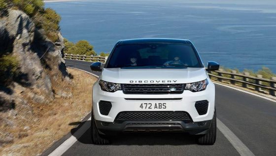 Land Rover Discovery Sport 2019 Eksterior 004