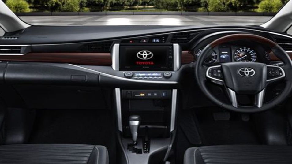 Toyota Venturer 2019 Interior 001
