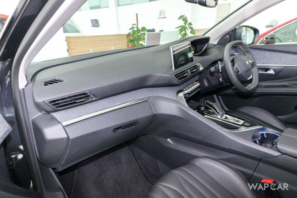 Peugeot 5008 2019 Interior 003