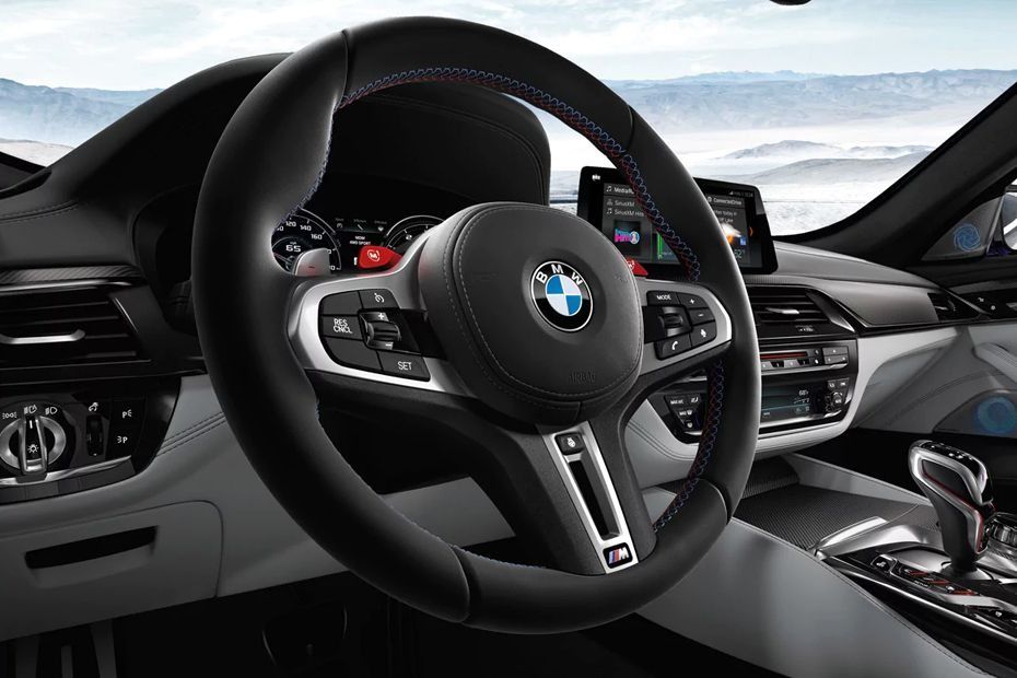 BMW M5 2019 Interior 002