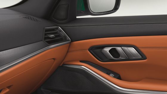 2021 BMW M3 Competition Interior 007