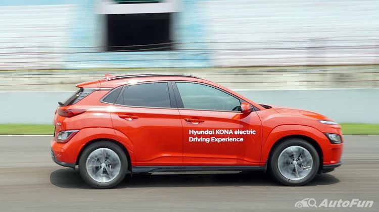 Test Drive Singkat Hyundai KONA Electric, SUV Listrik Harian Super Gesit