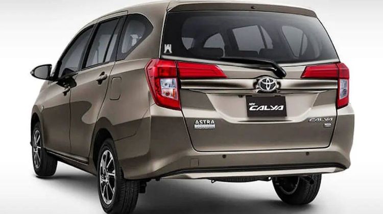 Ternyata Toyota Calya 2022 Punya Varian Luxury, Beda Harganya Lumayan Banyak!