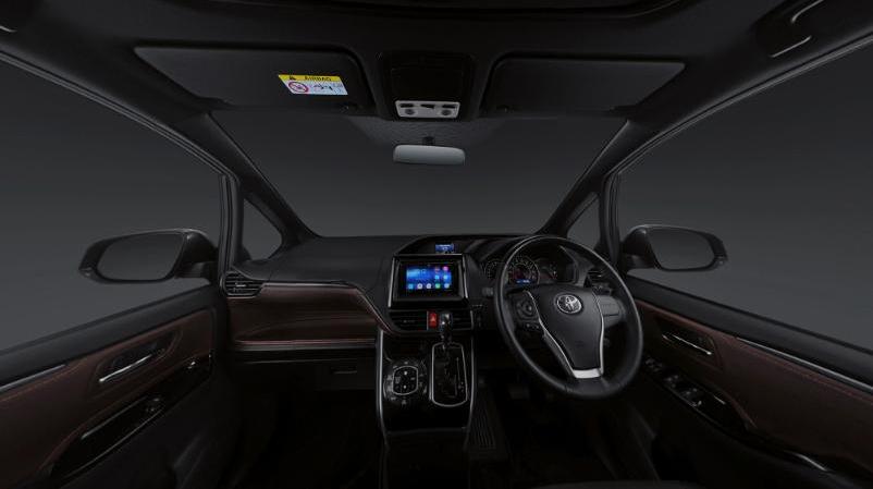 Interior Toyota Voxy 2020 yang Siap Membuat Mata Silau