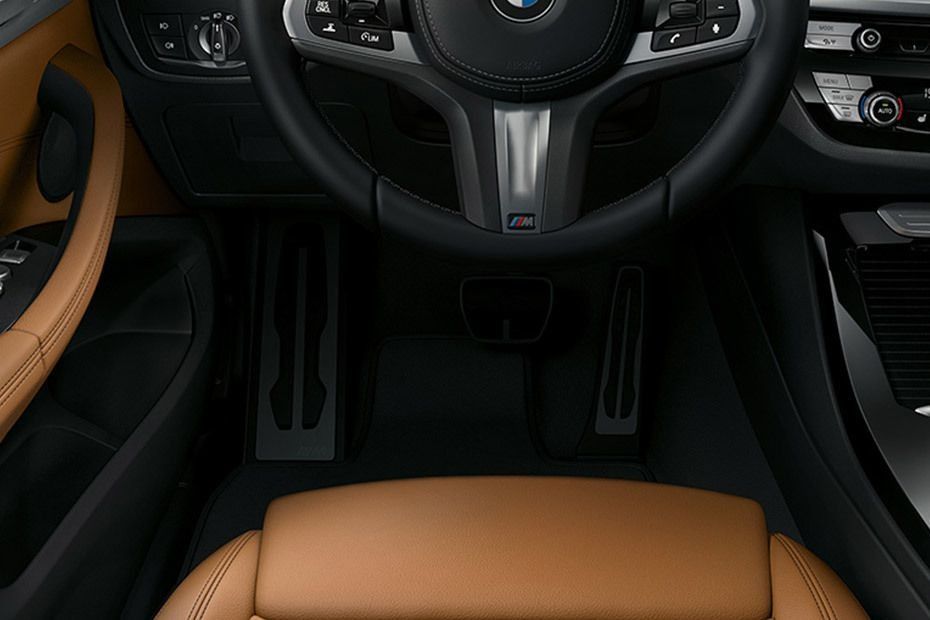 BMW X3 2019 Interior 003