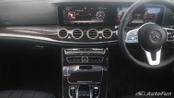 Mercedes-Benz E-Class 2019 Interior 001