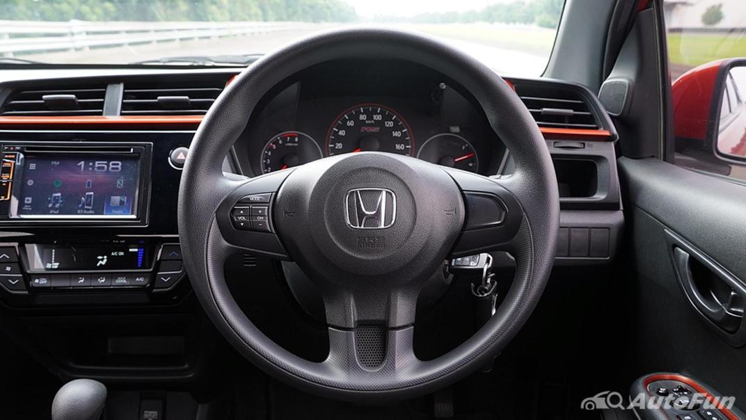 Honda Brio RS CVT Interior 002