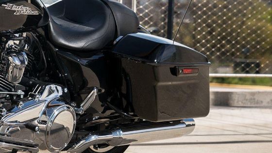 2021 Harley Davidson Street Glide Standard Eksterior 008