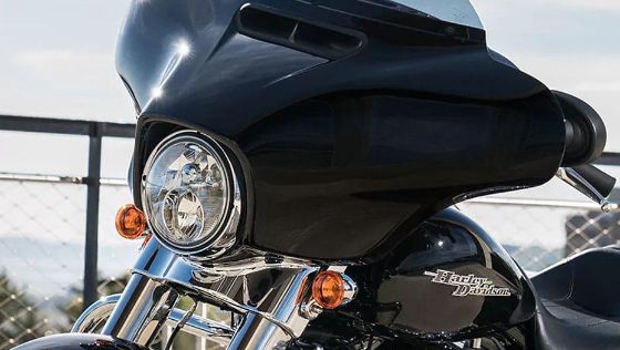 2021 Harley Davidson Street Glide Standard Eksterior 005