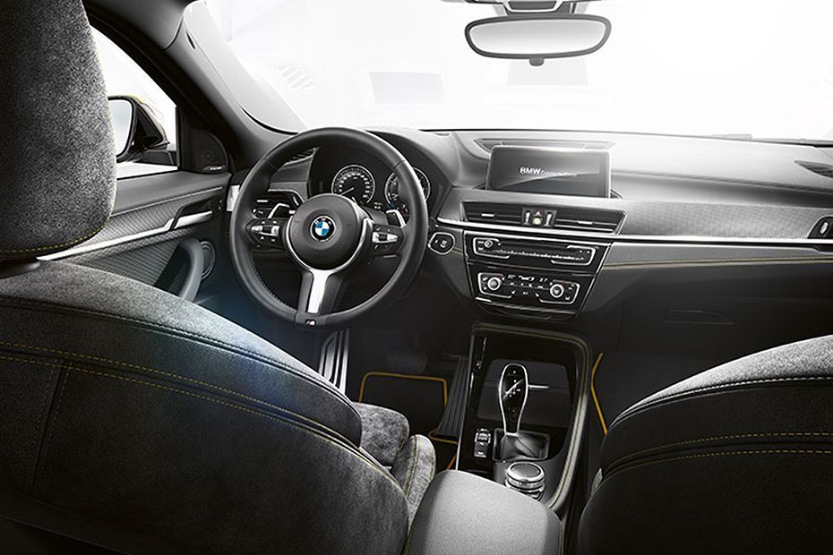 BMW X2 2019 Interior 001