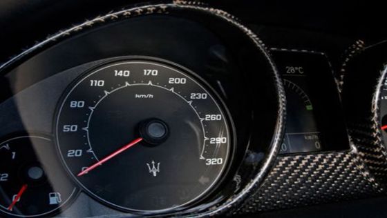 Maserati Grancabrio 2019 Interior 004