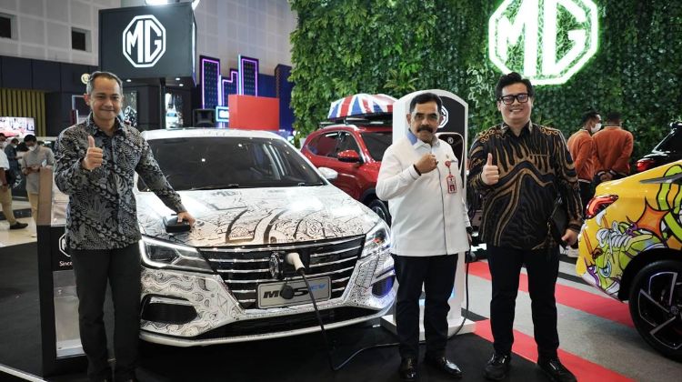 MG Agresif di GIIAS Surabaya 2022, Tampilkan Mobil Listrik Sampai Mobil Nyeni
