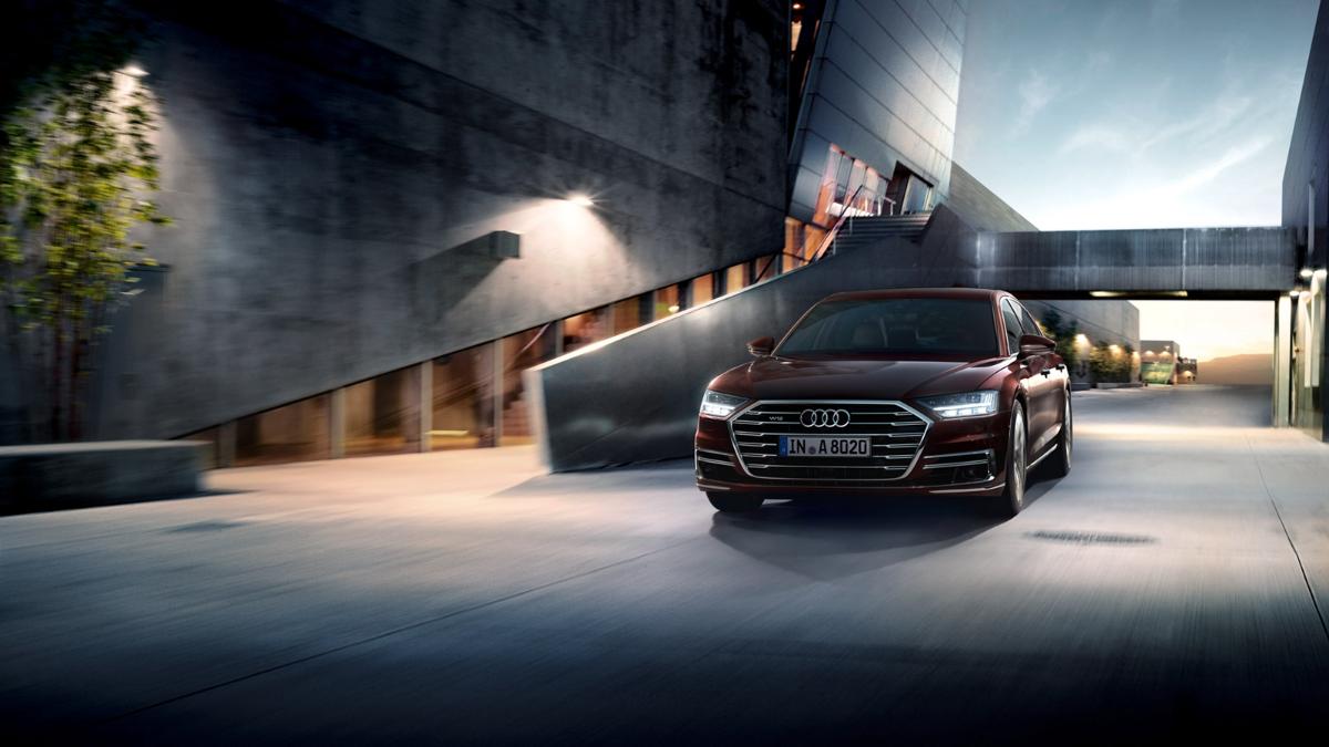 Overview Mobil: Pada 2020-2021 diluncurkan Audi A8 L dibanderol dengan harga mulai dari Rp2,950,000 - 2,950,000Daftar harga dan biaya cicilan mobil 01