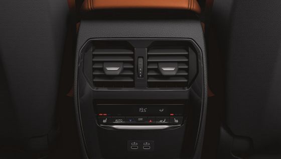 2021 BMW M3 Competition Interior 009