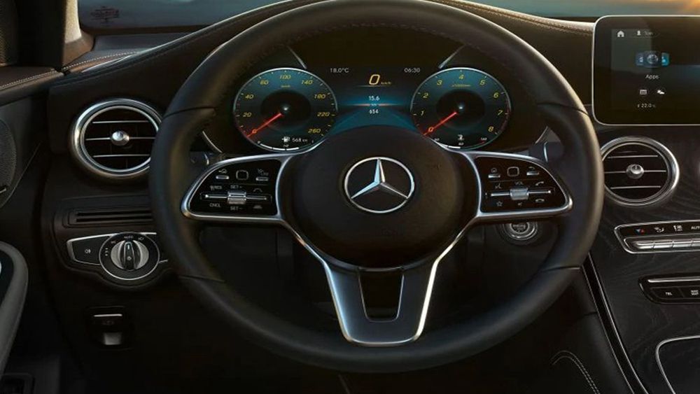 Mercedes-Benz GLC-Class 2019 Interior 002
