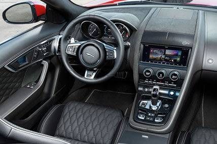 Jaguar F-TYPE 2019 Interior 002