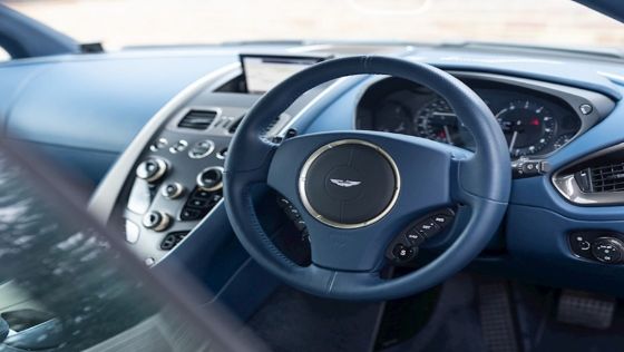 Aston Martin Vanquish 2019 Interior 001