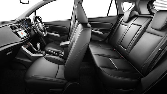 Suzuki SX4 S-Cross 2019 Interior 002