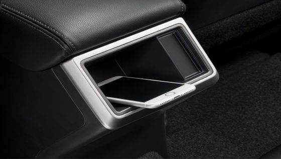 Mitsubishi Triton Exceed MT Double Cab 4WD Interior 005