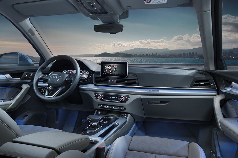 Audi Q5 2019 Interior 001
